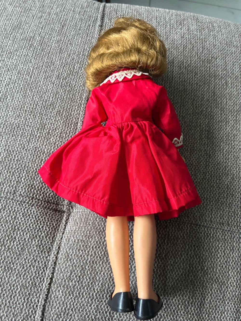 Classic Girl Doll with Red Dress & Blue Knit Outfit - Picture 3 of 8